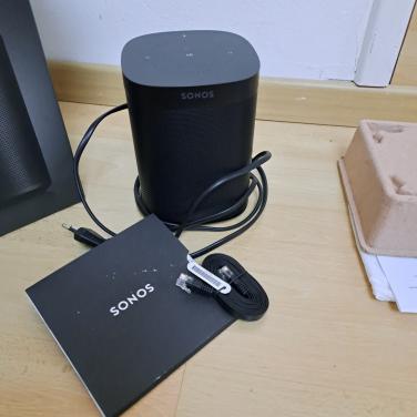 Sonos one speaker