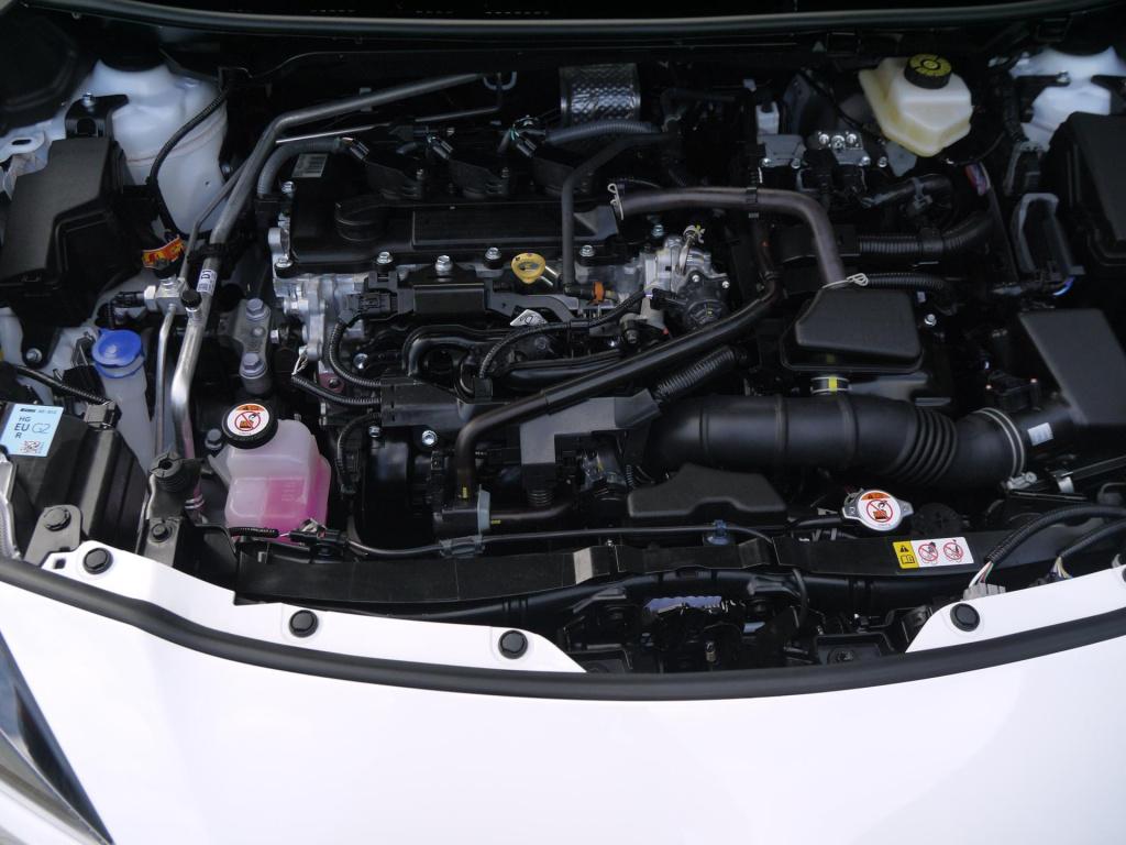 Toyota Yaris Cross 1.5 hybrid 130 dynamic|comfort pack|rijklaar