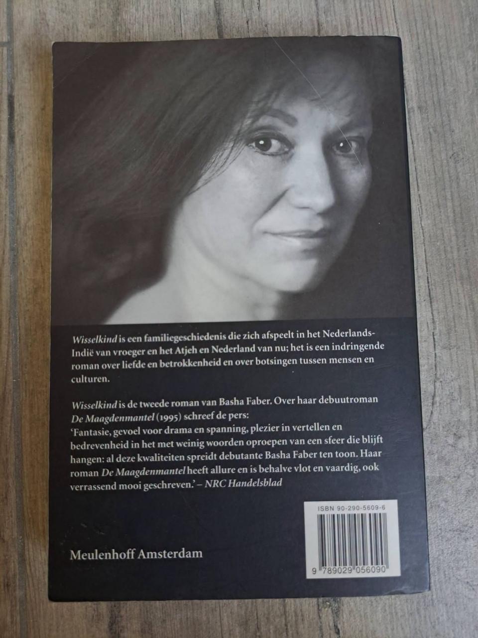 Roman Wisselkind van Basha Faber