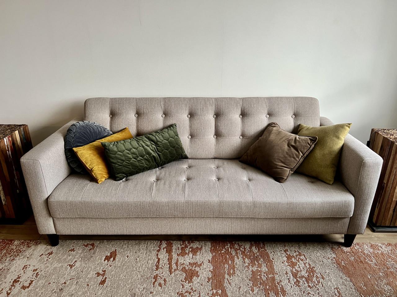 Bankstel driezits zo goed als nieuw