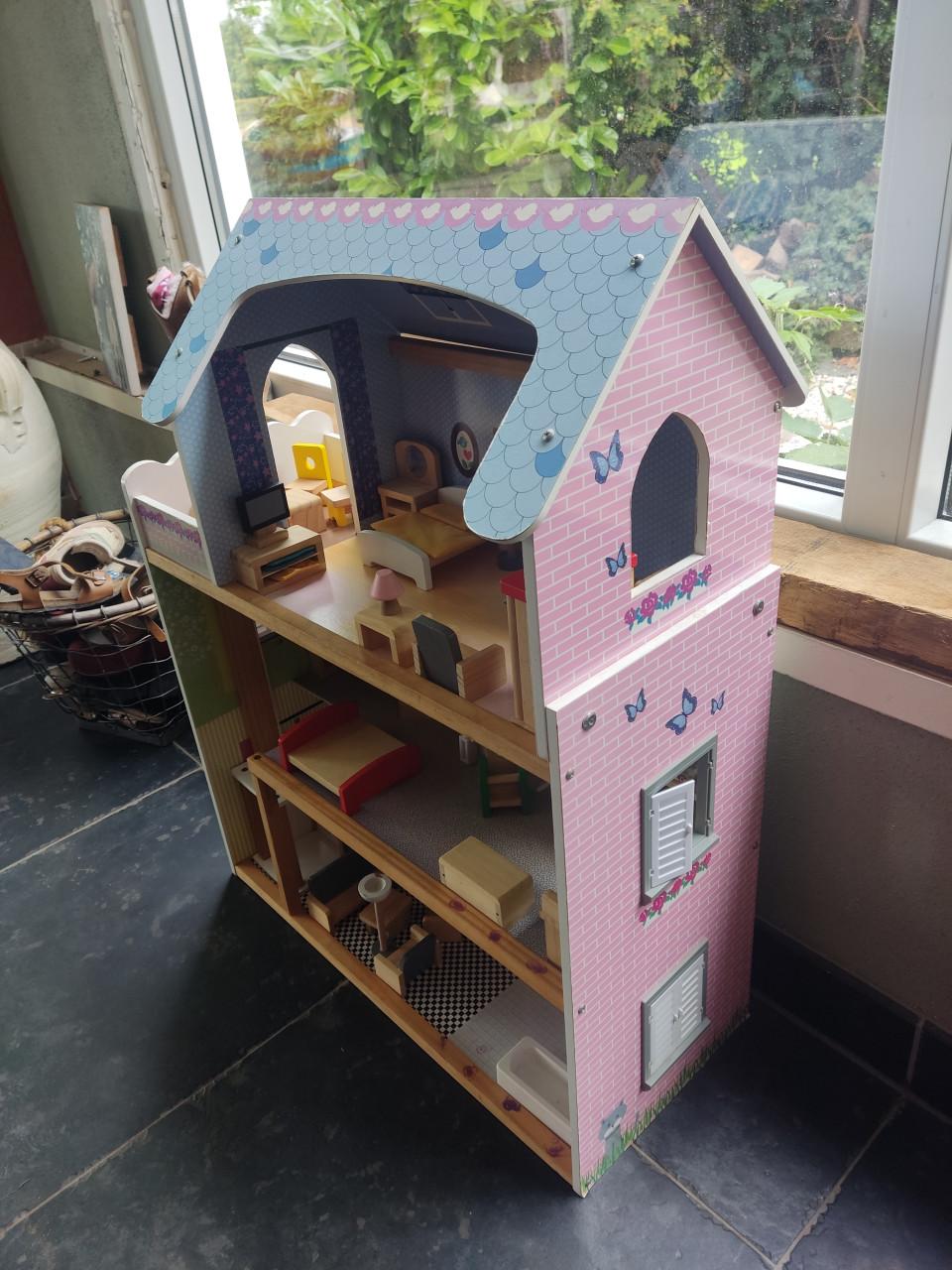Groot poppenhuis