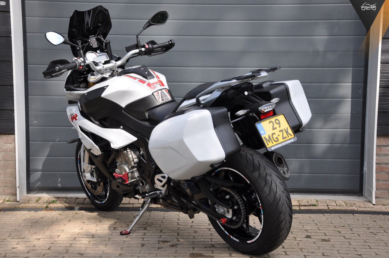 BMW S 1000 XR Alle opties, koffers en Akrapovic