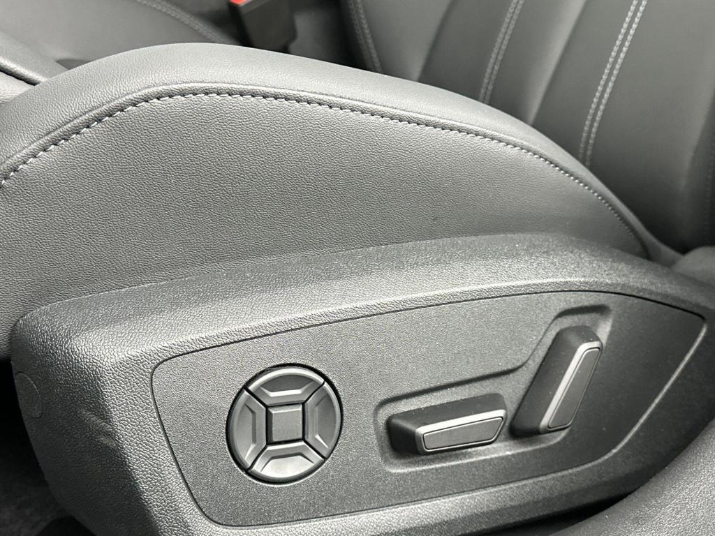 Audi A5 avant s edition competition e-hybrid 270 kw / 367 pk ava