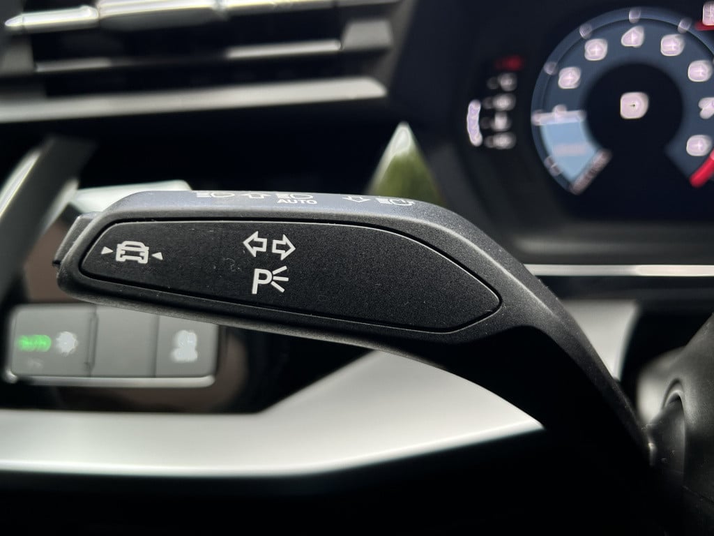 Audi A3 limousine 30 tfsi pro line | apple-/android | digit. cockpit | dab+