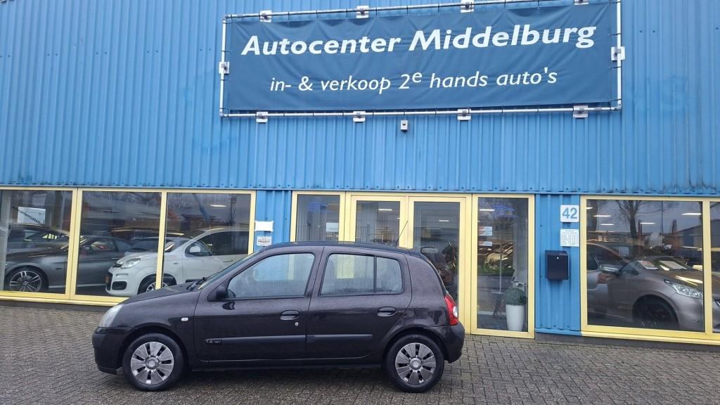 Renault Clio 1.4 16v privilege comfort