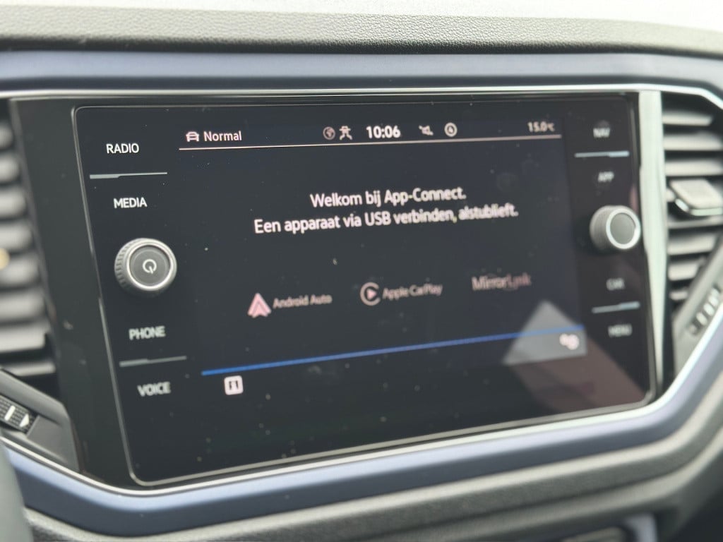 Volkswagen T-roc 1.5 tsi 150pk dsg united | led | camera | virtual cockpit 
