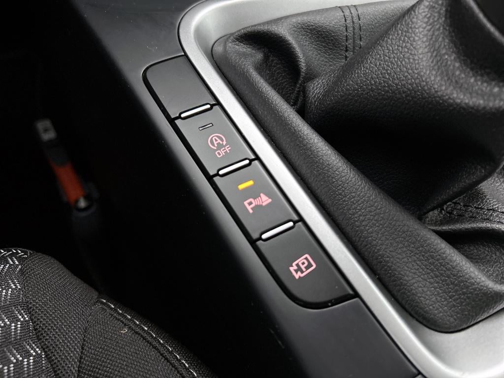 Kia Ceed Sportswagon 1.0 t-gdi dynamicline camera | climate control | navig