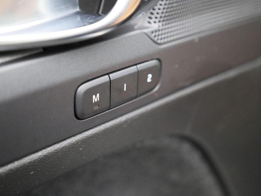 Volvo XC40 1.5 t4 recharge inscription | automaat | panoramadak | trekhaak 