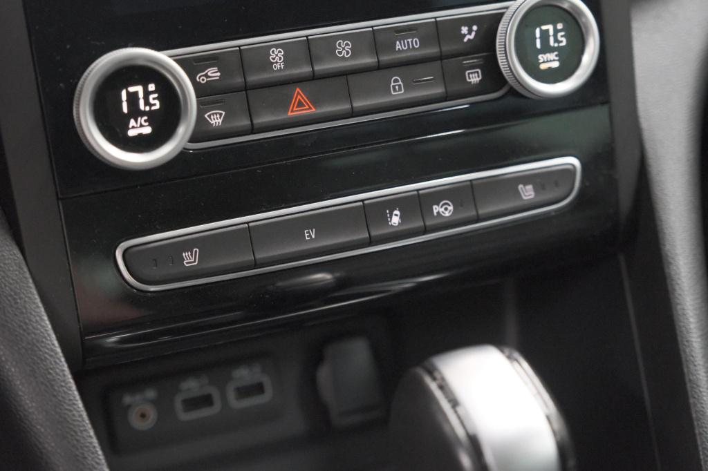 Renault Megane E-tech estate 1.6 plug-in hybrid 160 intens | stoelmassage |