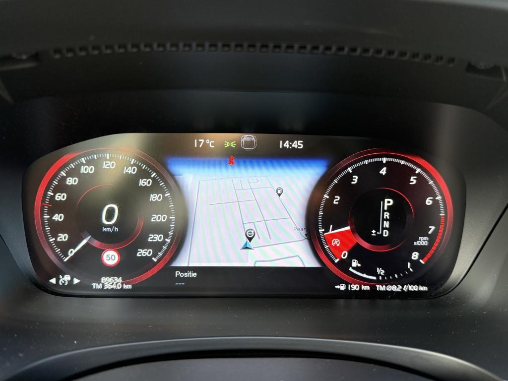 Volvo V90 t4 190pk momentum |adap.cruise| leder | trekhaak | stoel/stuurve