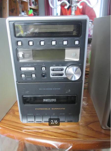 Phillips stereo torentje met speakers