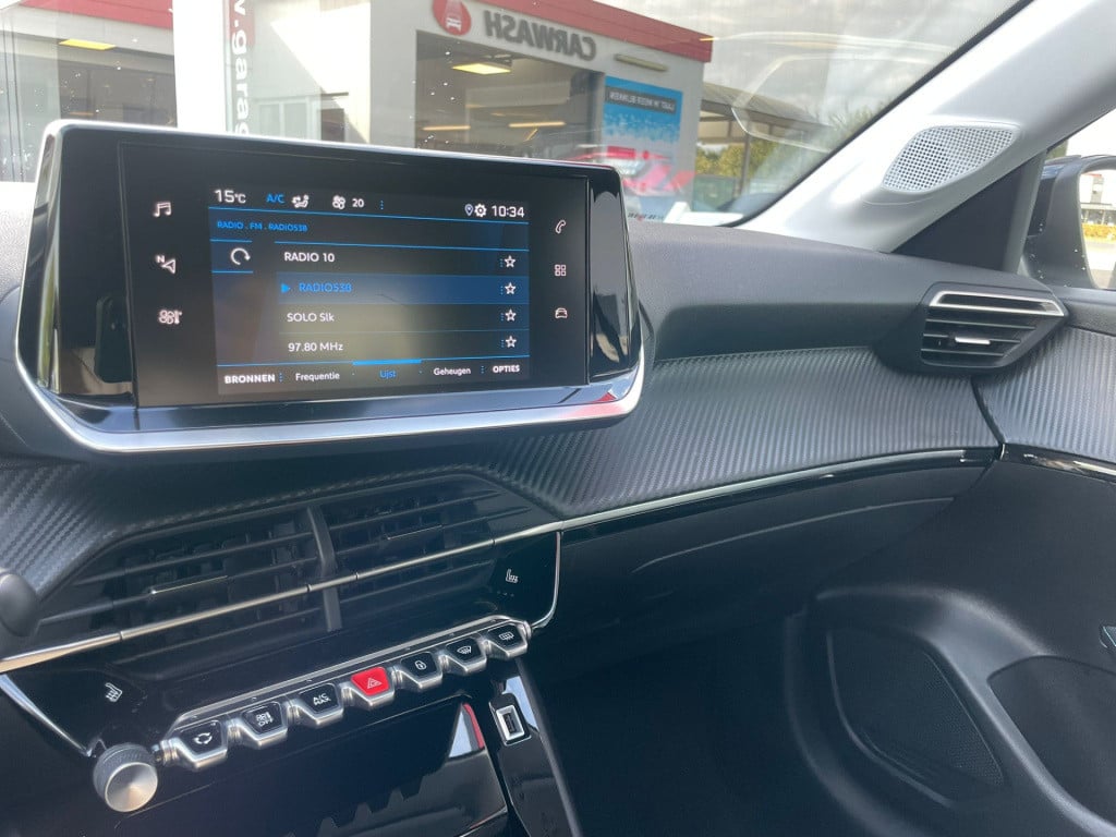 Peugeot 208 1.2 puretech allure