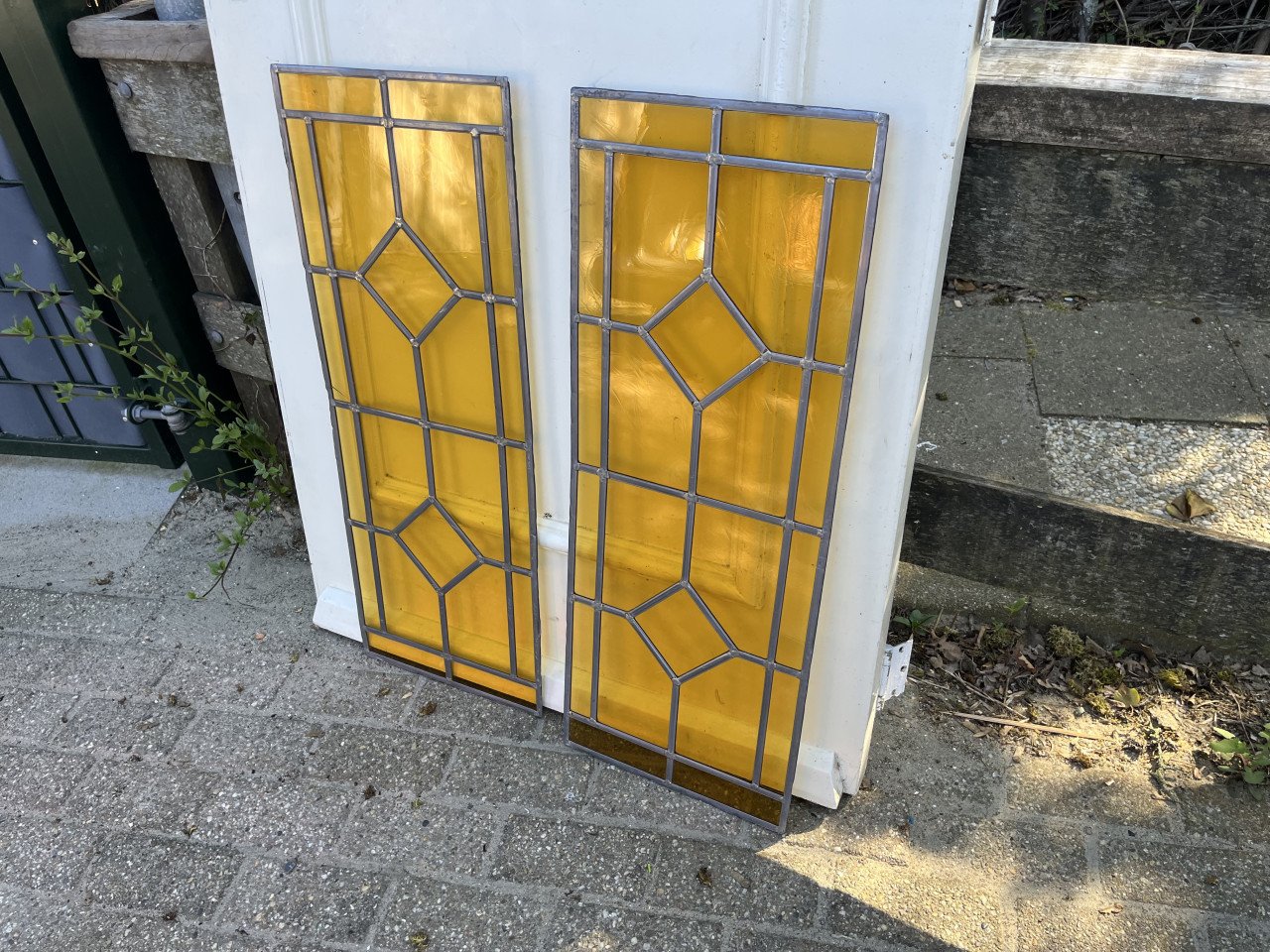 Glas in loodramen 2 stuks