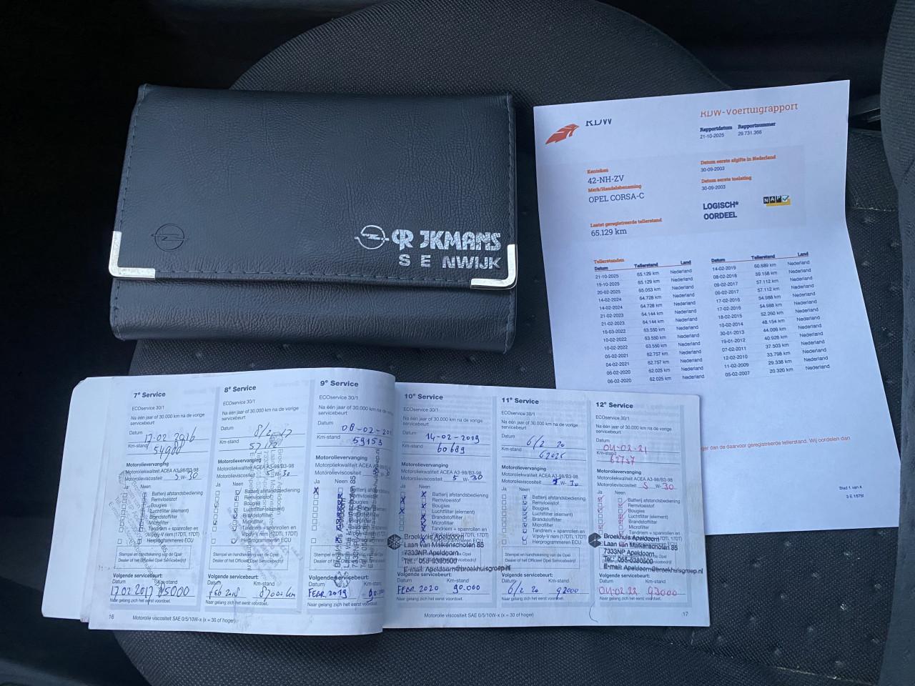 Opel Corsa 1.2 16V 3D Easytronic 2003 Grijs | 65.129 KM NAP | NIEUWE APK!