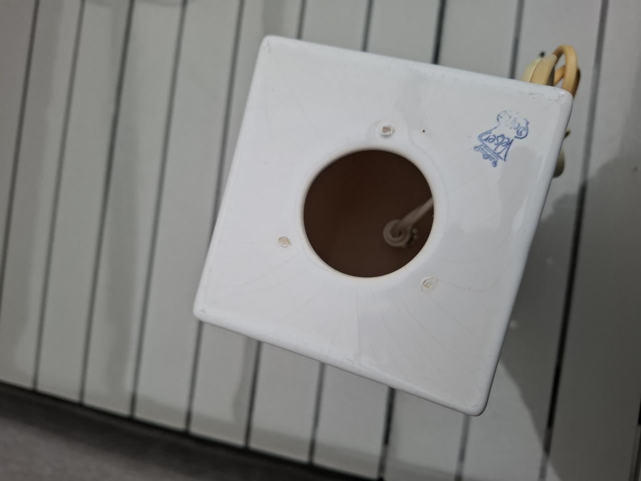 Vintage Tafellamp van Velsen Delfts Wit .