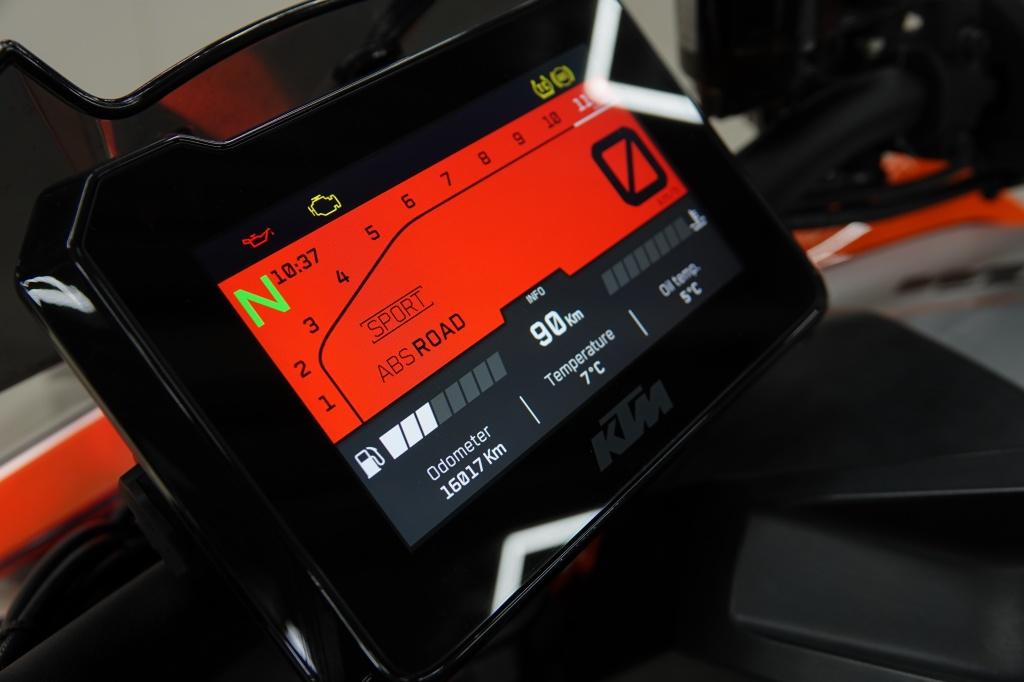 Ktm 1290 tour superduke r | cruise | apex vering |