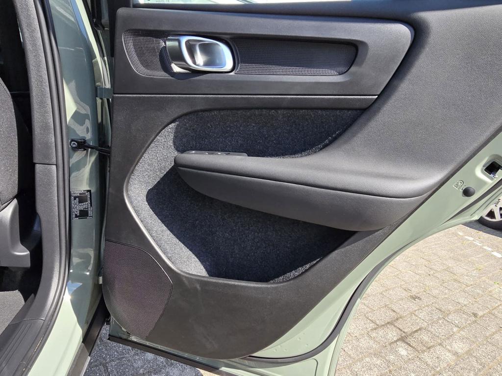 Volvo Ex40 single motor extended range ultra 82 kwh