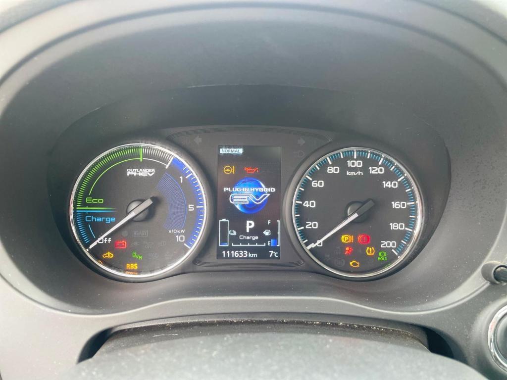 Mitsubishi Outlander 2.4 phev intense+
