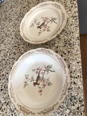 2 Franse schalen van GIEN