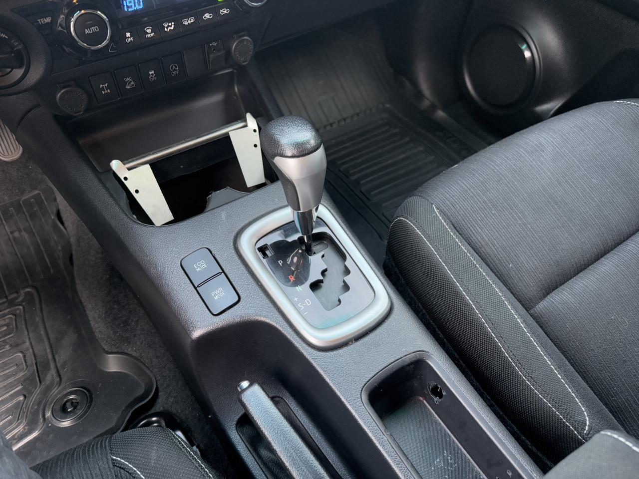 Toyota HiLux - 2.4 D-4D Cool Comfort Double Cab Automaat| BTW | Camera |