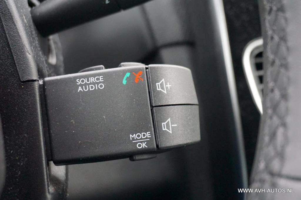 Renault Clio estate 1.5 dci ecoleader limited