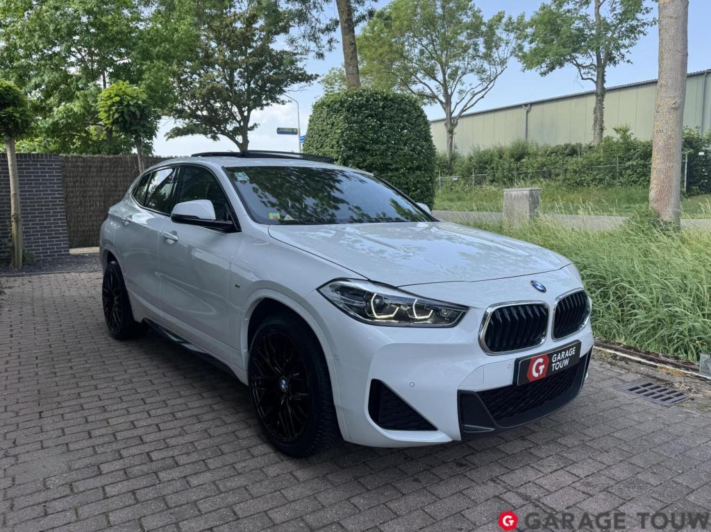 BMW X2 sdrive20i high executive m-sport *pano, hud*