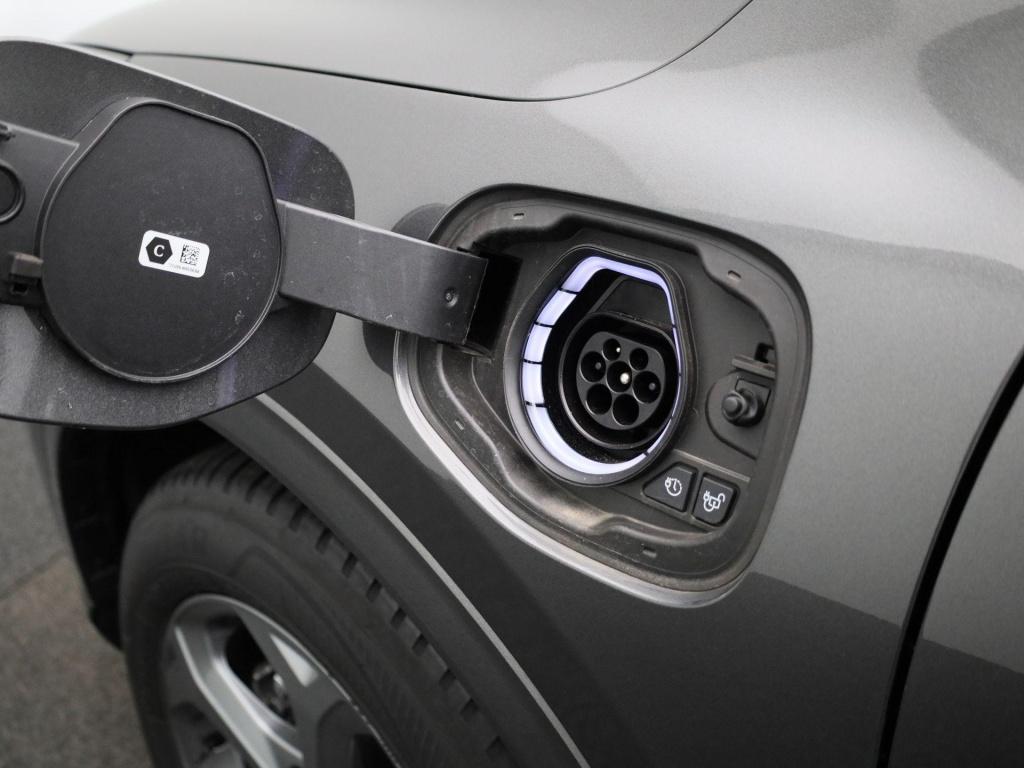 Ford Kuga st-line | climate control | cruise control | head-up display | ac
