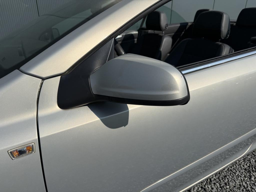 Opel Astra twintop 1.8 cosmo cabriolet