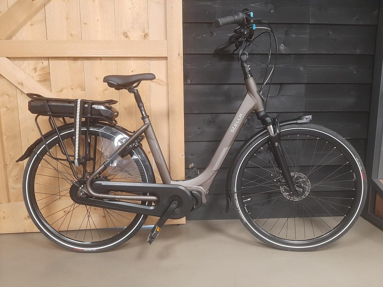Bijna nieuwe Stella Livorno met Shimano midden motor