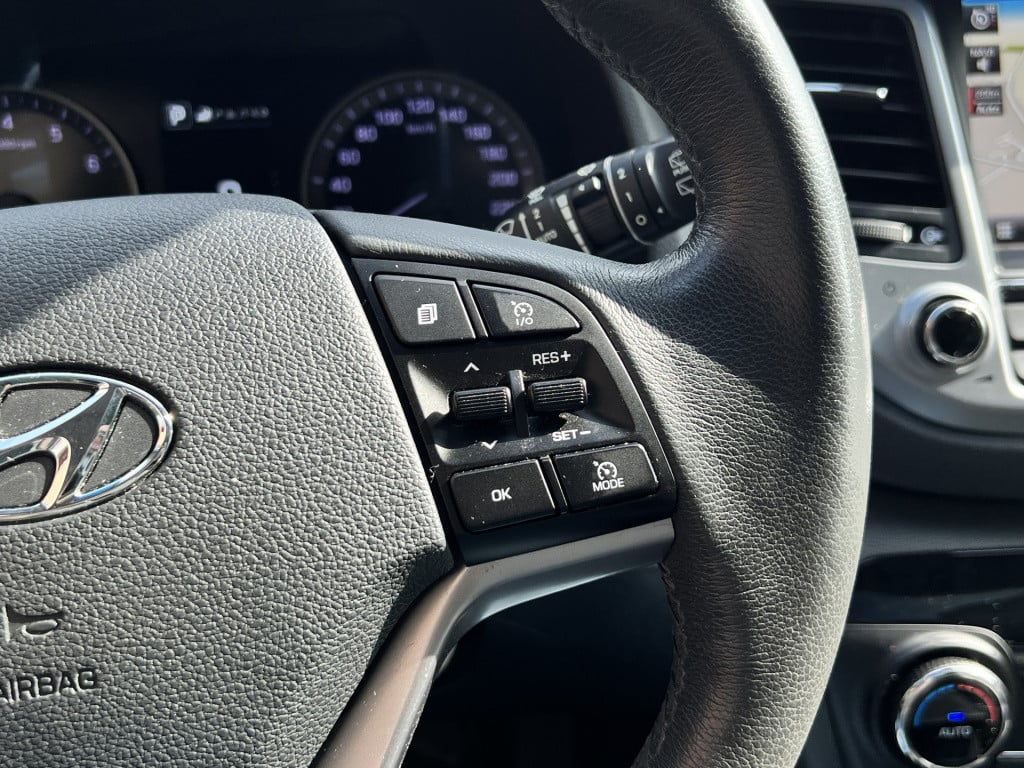 Hyundai Tucson 1.6 t-gdi premium 4wd | camera | trekhaak | nav | panorama d
