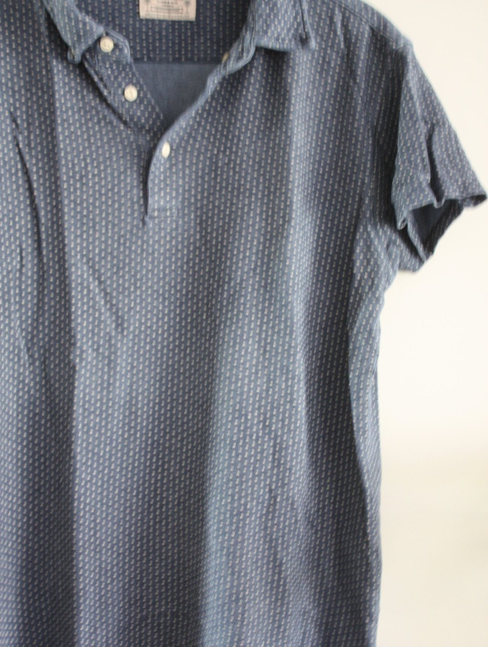 Blauw poloschirt met witte stippen  maat L