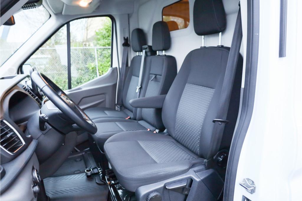 Ford Transit 350 2.0 tdci l2h2 limited automaat 185pk cam i stoelverw i tre