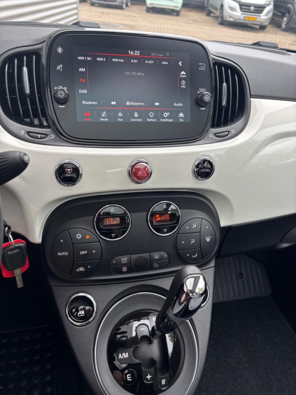 Fiat 500 1.2 lounge automaat