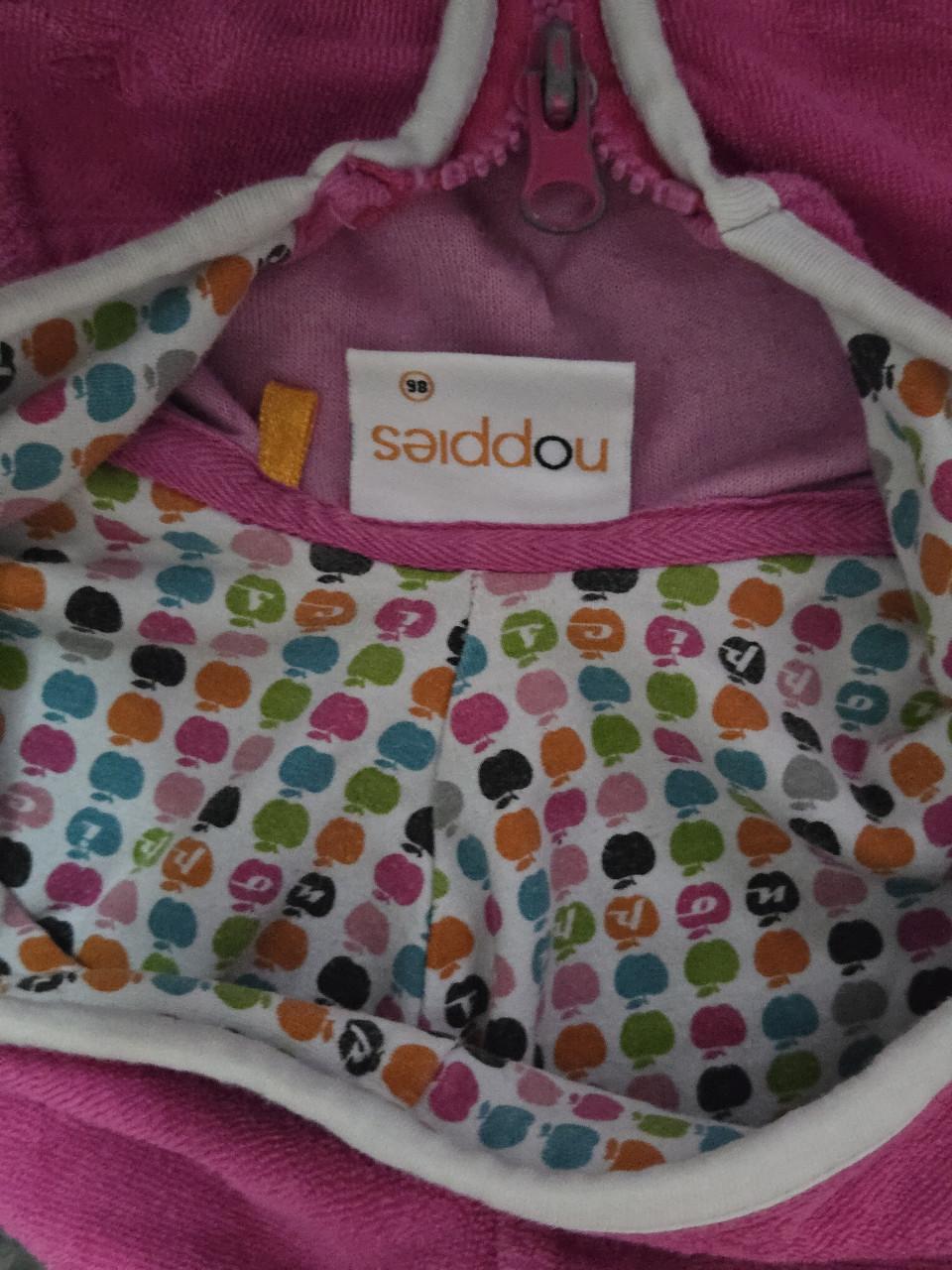 Mouwloze badstof hoodie met ritssluiting Noppies maat 86