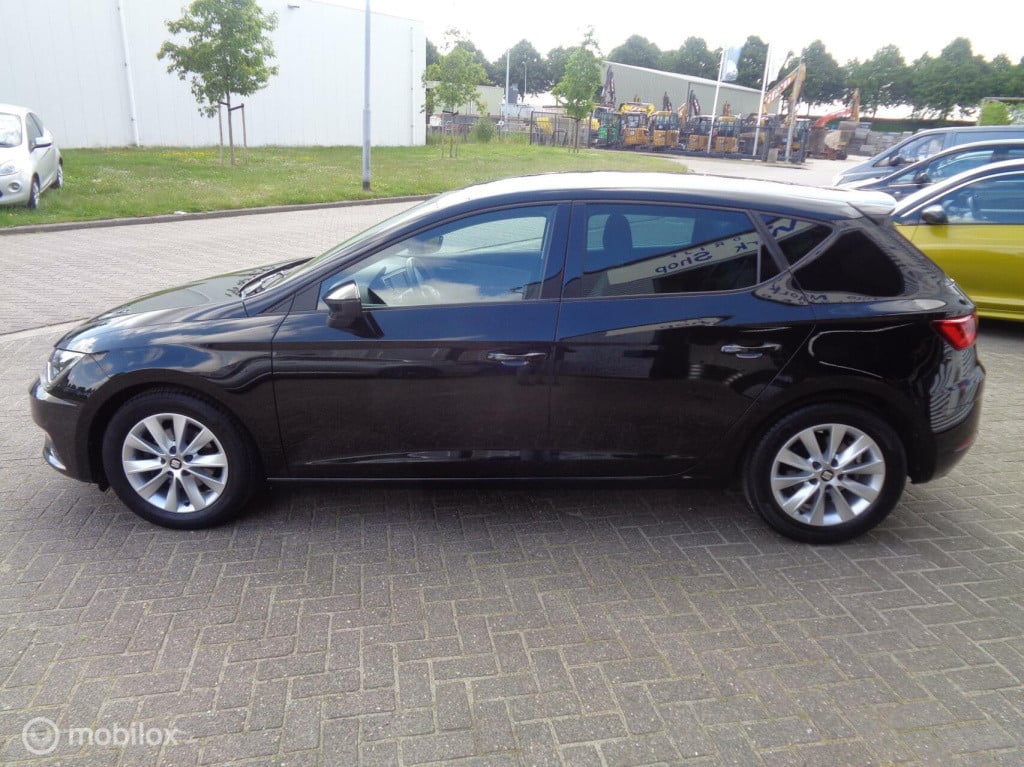 Seat Leon 1.0 ecotsi style business intense/automaat/dsg-7/airco/full led/p