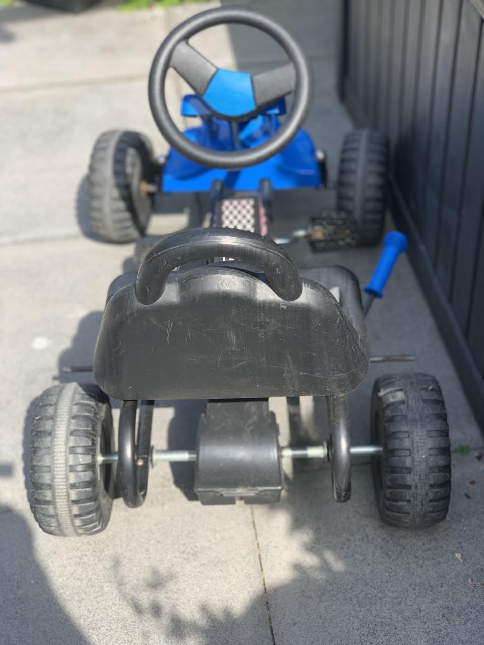Robuuste blauwe skelter t/m 4 jaar ongeveer