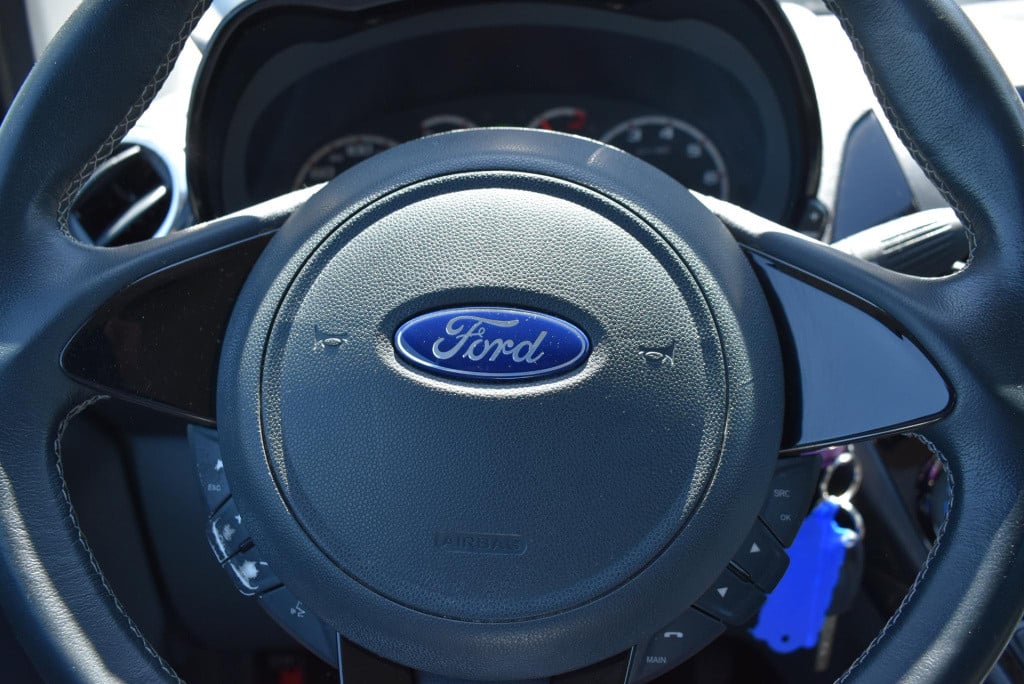 Ford KA 1.2 metal start/stop | airco | radio | lichtmetalen velgen |