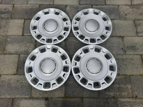 Te koop set wieldoppen 15 inch voor Fiat 500
