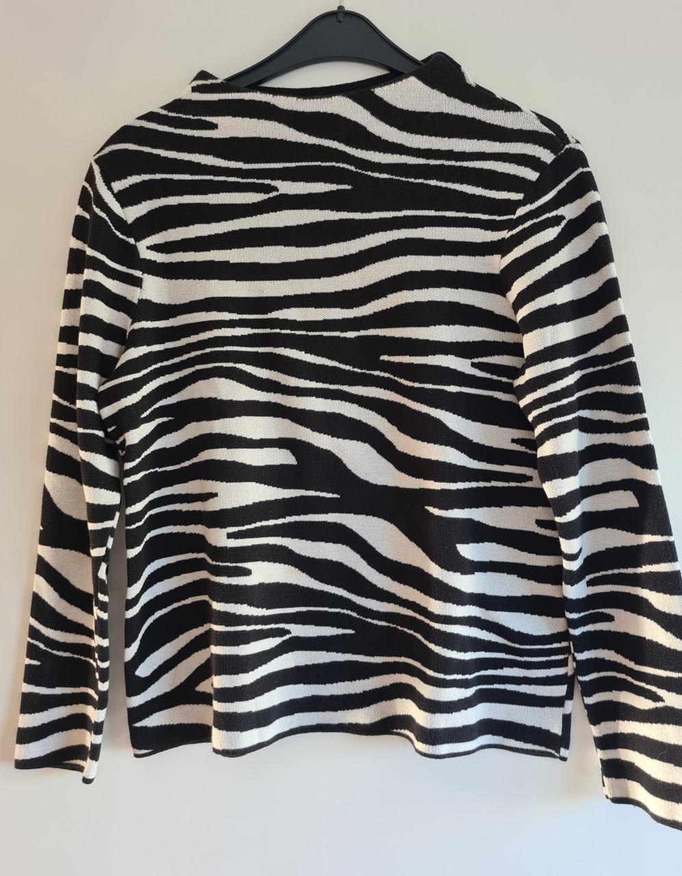 Zwart-wit zebra trui van Street One Maat L