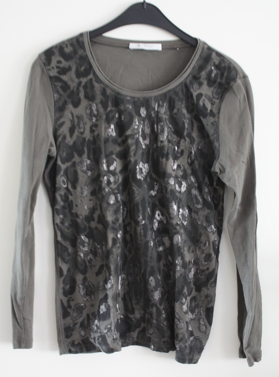 Groen shirt met print maat 42