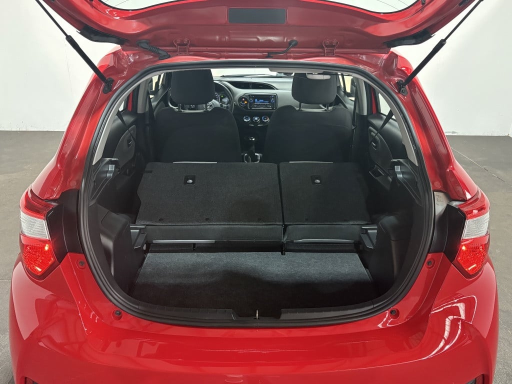 Toyota Yaris 1.0 vvt-i comfort | lage km-stand |