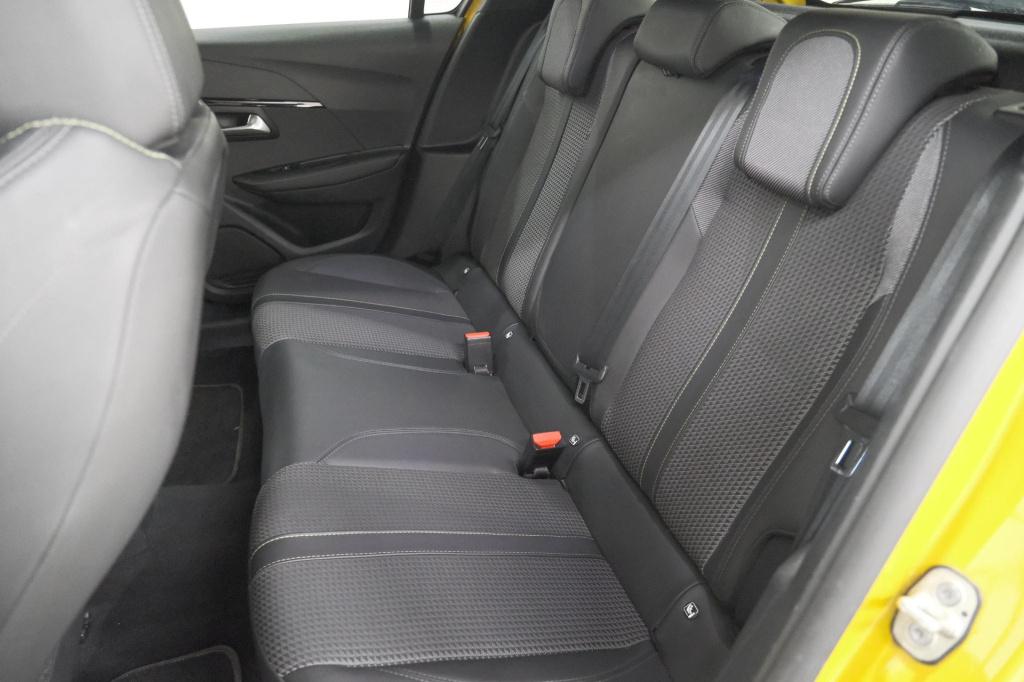 Peugeot 208 puretech 100 eat8 gt-line | camera | keyless entry | navigatie 