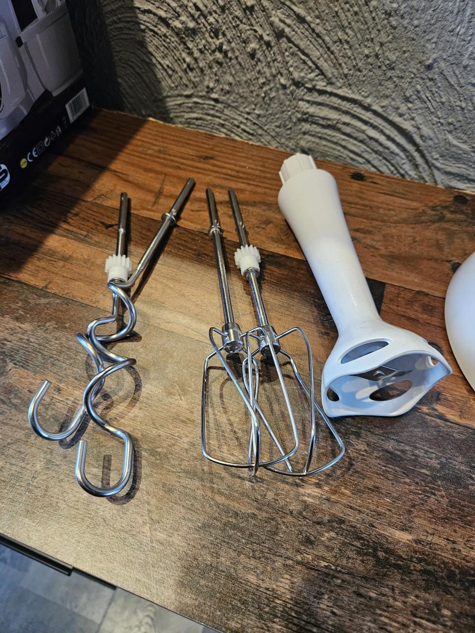 SilverCrest Handmixer Set met veel accessoires - Zo goed als nieuw!