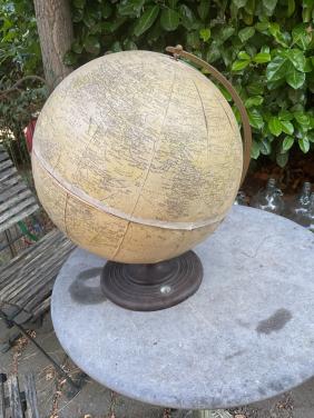 Brocante wereldbol