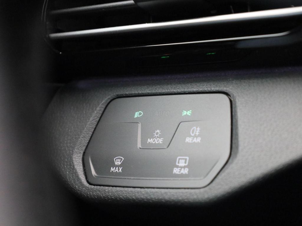 Volkswagen Id.4 pure 52 kwh | automaat | half-leder | navigatie | climate c