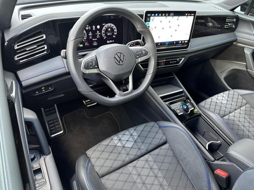 Volkswagen Tiguan 1.5 ehybrid r-line | black line | 360 camera | trekhaak |