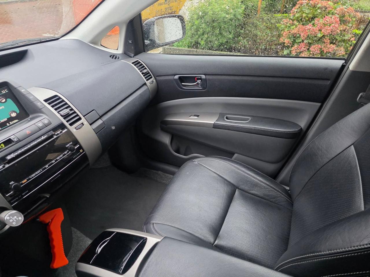 Tekoop zeer mooie Toyota Prius 1.5 Business Edition Automaat