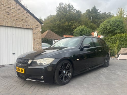 BMW 3-serie Touring 318i Business nieuwe motor M pakket Automaat