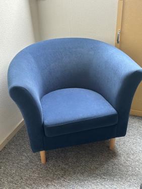 Te koop keurige fauteuil stof blauw