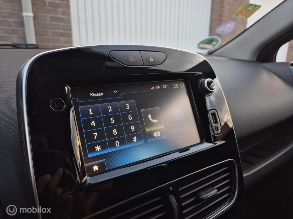 Renault Clio 0.9 tce zen / 1e eigenaar / dealeronderhouden / trekhaak / air